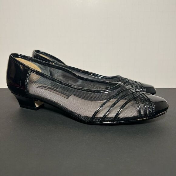 Womens HUSH PUPPIES Transparent Black Cap Toe Pump Heels / Size 7 Medium - Picture 1 of 8
